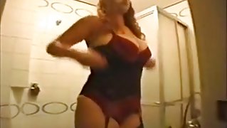 Natural breasts slapping in raunchy motion