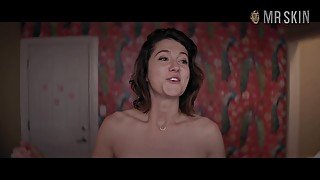 Alluring real movie actress Mary Elizabeth will mesmerize you with her booty