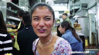 who is SHE? exotic TEEN camgirl .. by a FAN! SQUIRTS! (Jul 12, China)