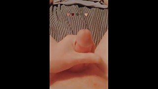 Jerking off in my bedroom on snapchat while watching comic book men 💙❤😘💯💦🔥