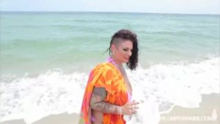 Busty BBW MILF Bunny Erika Xstacy Fucks Beach Bum JB