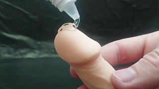 Смазал свой игрушечный член [мои игрушки]