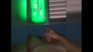 I have the hots for some slag.straight fat long dick veins veins young belly button shaved bare hand