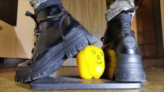 Food Crushing with Buffalo Boots (Trailer)