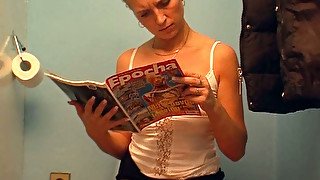 Horny wanker Pavlina rubs her pussy and sucks a dick in the glory hole