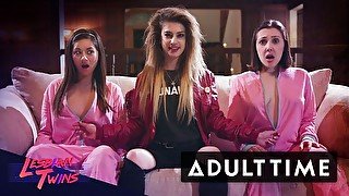 GIRLCORE Lesbians Seduced by Kristen Scott