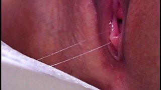 Cunnilingus is what Asian nympho Rynzaki Nanaha wanna get