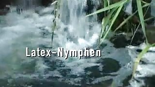 Kinky lesbian broads in hot outdoor action