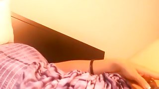 Lonely wife having an awesome orgasm