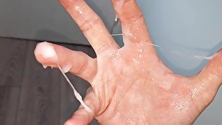 Scally Chav wanks off, gets splooge everywhere! Tons of cum!