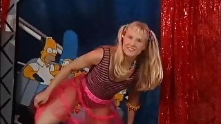 Cute teen doing anal, fisting, squirting