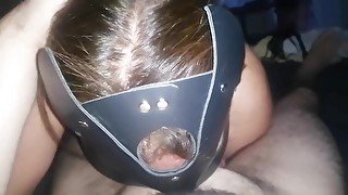 Rica cogida de madura milf en sillón kamasutra, se queja y se mueve muy rico, acabada en la cara 