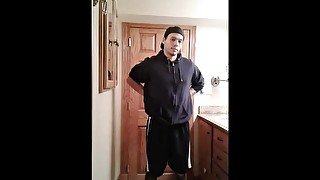 Feel so good peeing in the shower