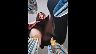 The giantess Debora shrinks her ex and introduces him to a microscopic city