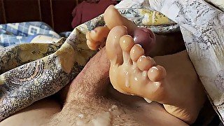 Slow footjob made him cum hard on my beautiful toes with french nail