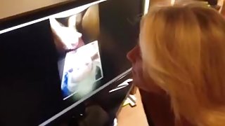 Hotwife masterbating to giant dong