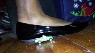 Giant Crossdresser crushes and Dominates a Truck