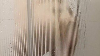 my stepsister let me film her taking a shower
