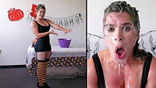 4K - Sperm Clinich Halloween Party